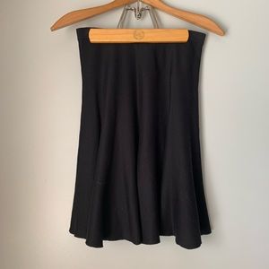 BCBG // Stretchy skirt